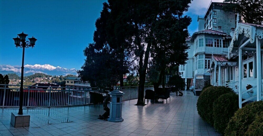 Фото Summit Swiss Heritage Hotel & SPA