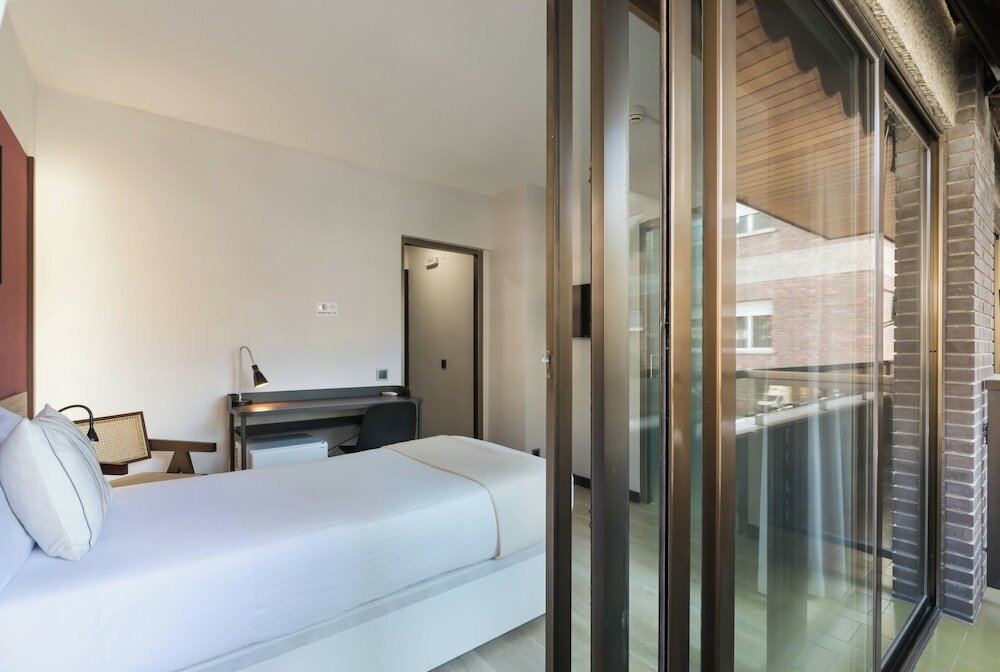 Фото Roisa Hostal Boutique