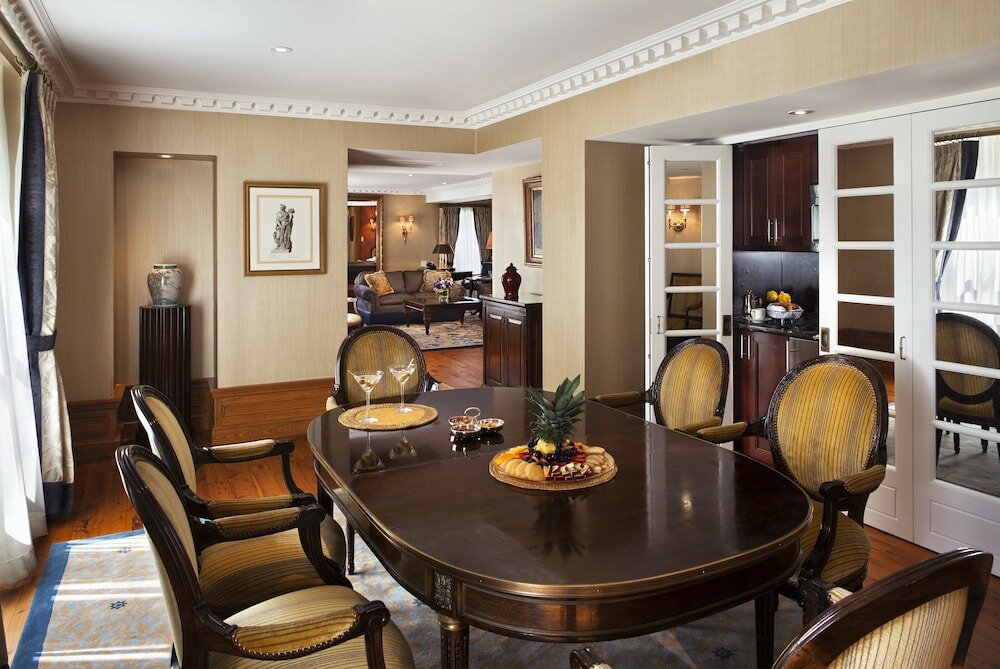 Фото Hotel Plaza Athenee