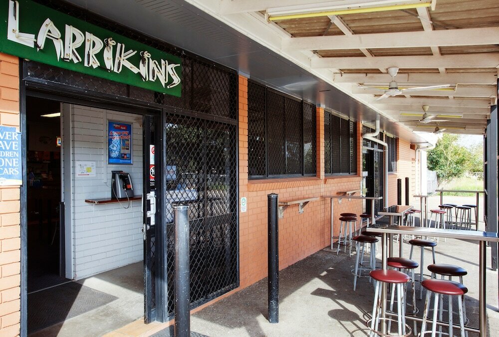 Фото Upper Ross Hotel