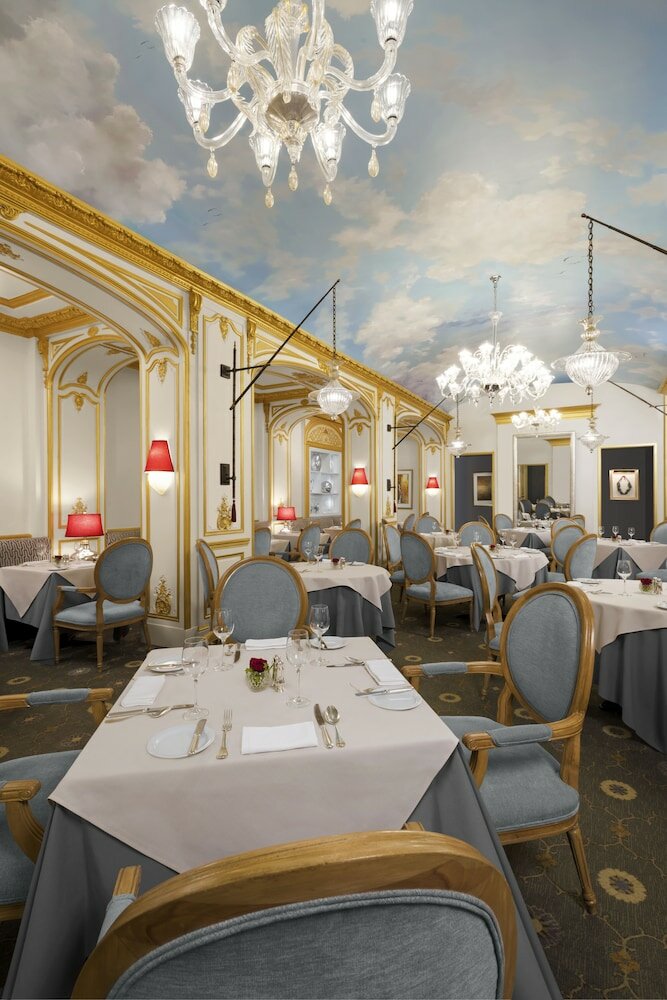 Фото Hotel Plaza Athenee
