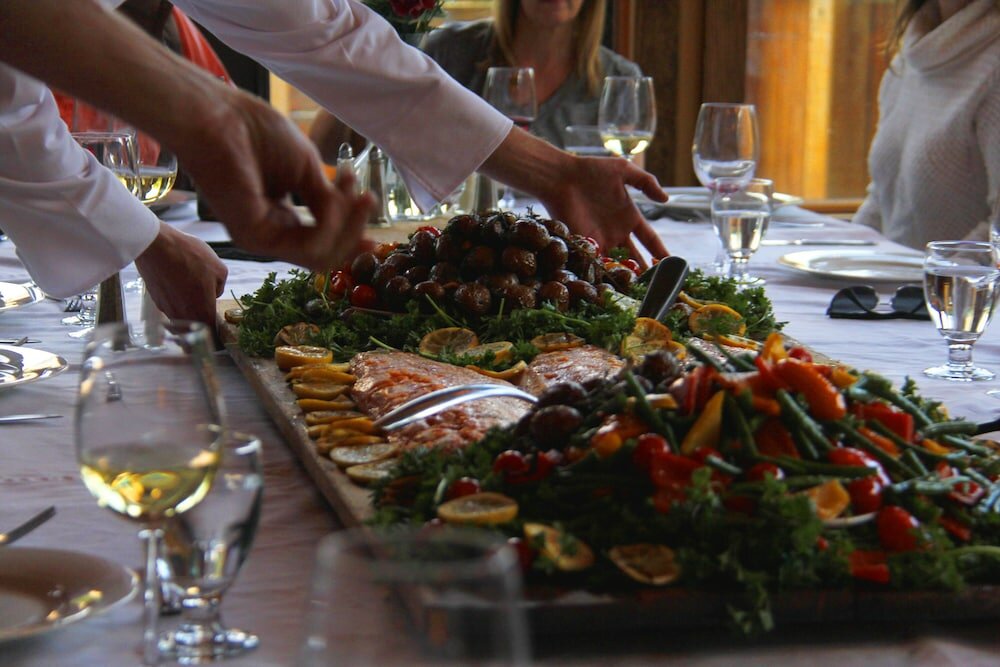 Фото Waterton Lakes Lodge Resort