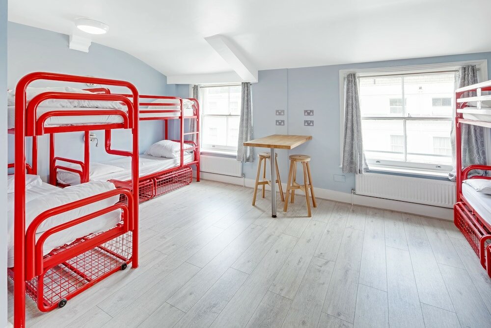 Фото Astor Kensington Hostel