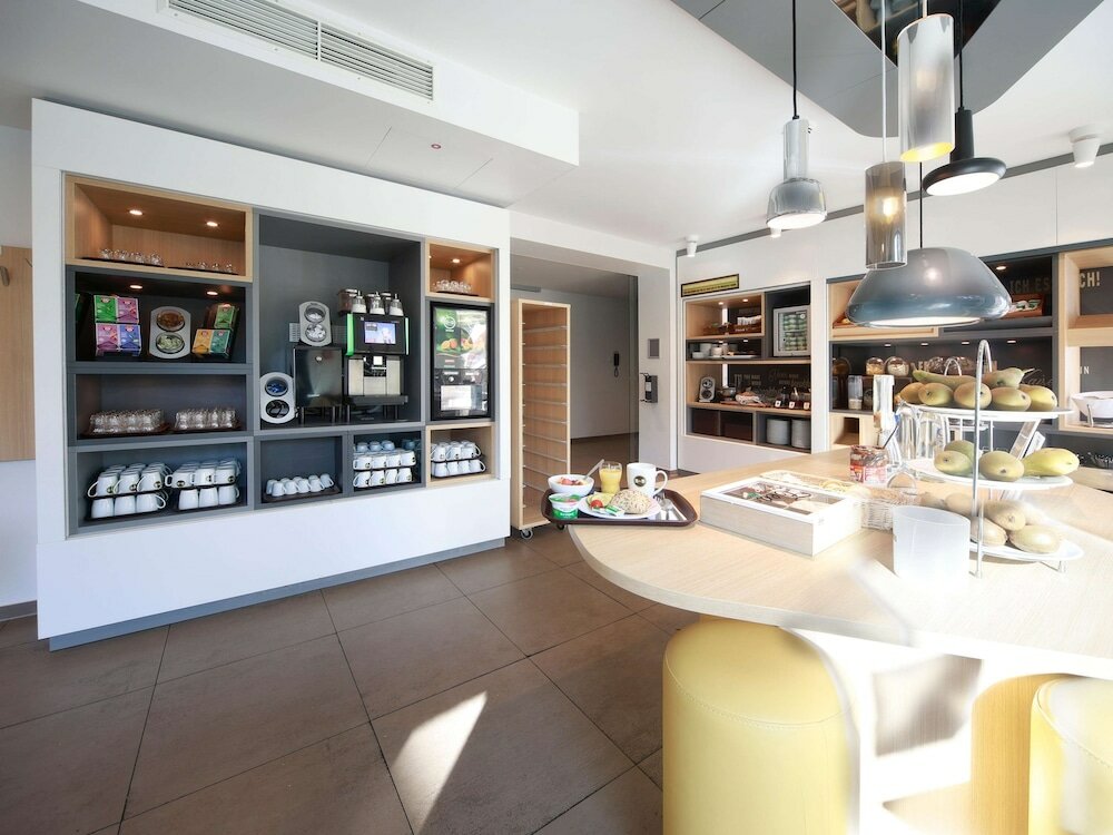 Фото B&b Hotel Jena