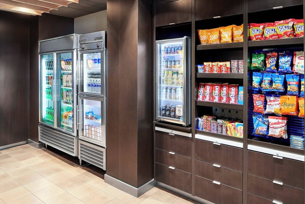 Фото Courtyard by Marriott Newark Downtown