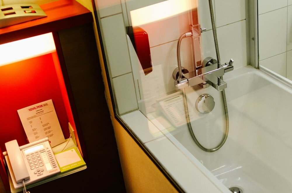 Фото Royal Park Boutique Hotel