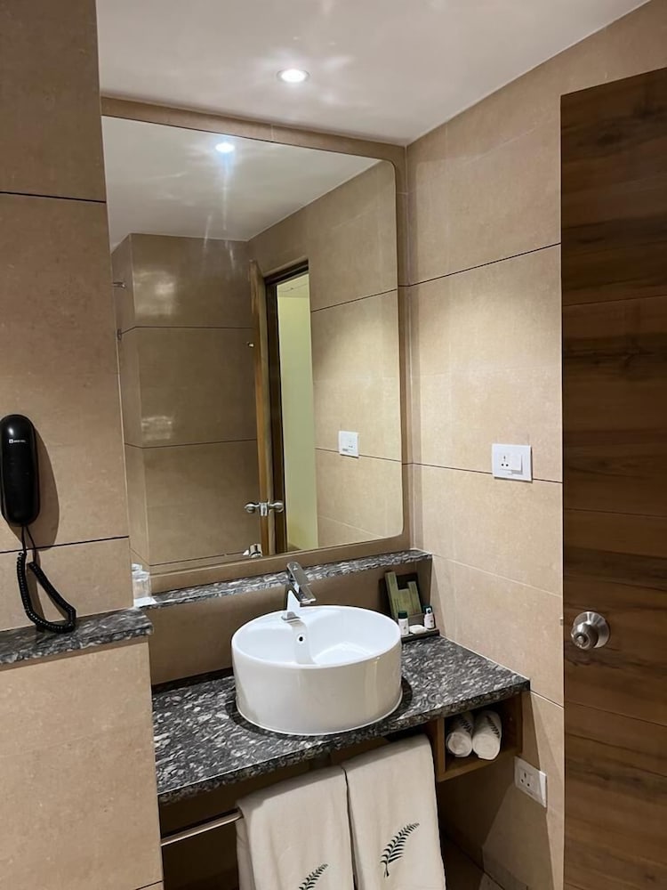 Фото The Fern Kesarval Hotel & SPA Verna Plateau, Goa