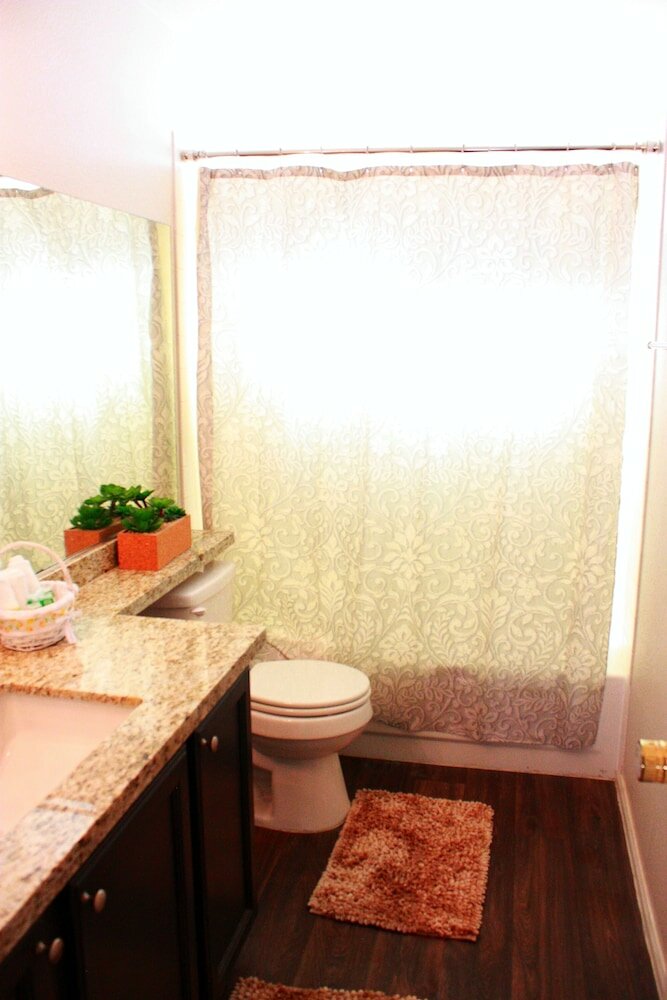 Фото Advantage Court