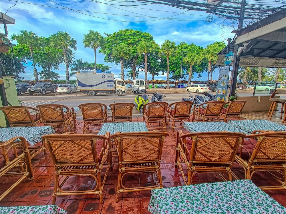 Фото Happy Vikings Hotel