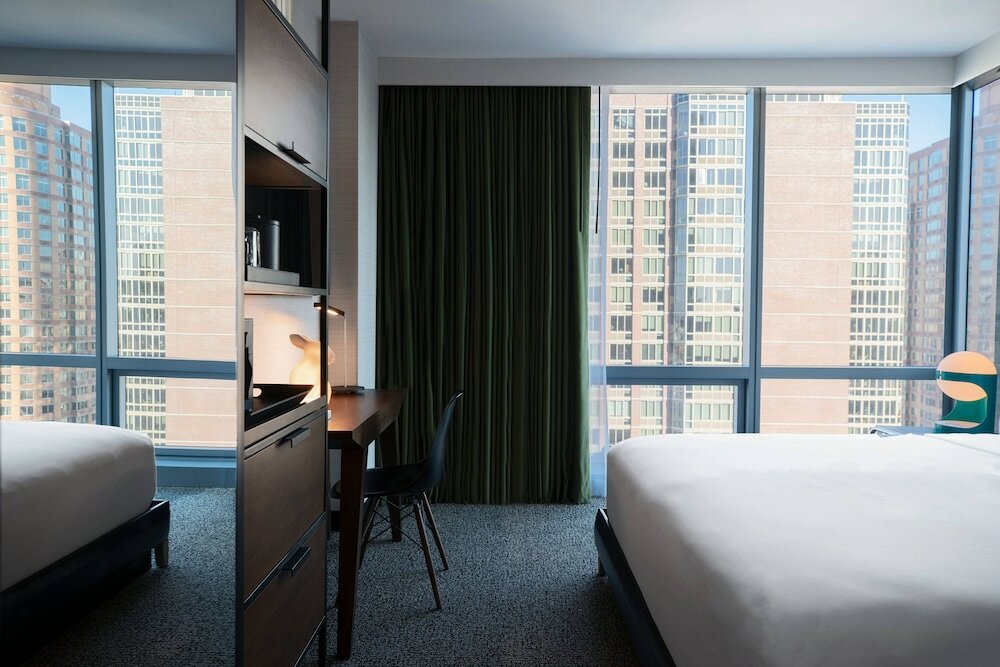 Фото Renaissance New York Chelsea Hotel