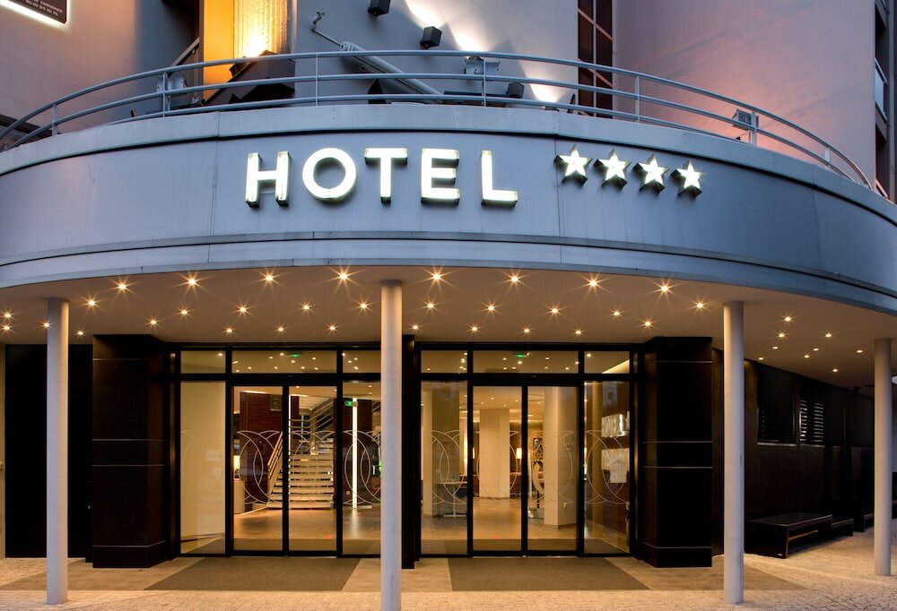 Фото отеля 2