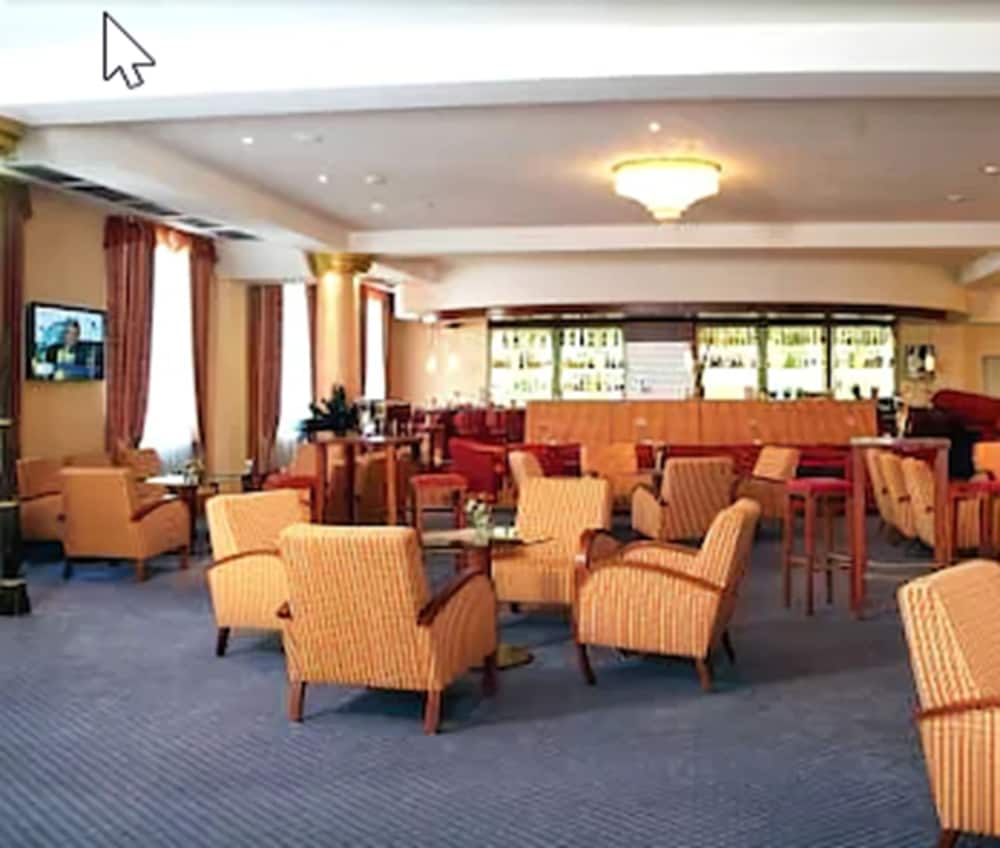 Фото Stadthotel Freiburg