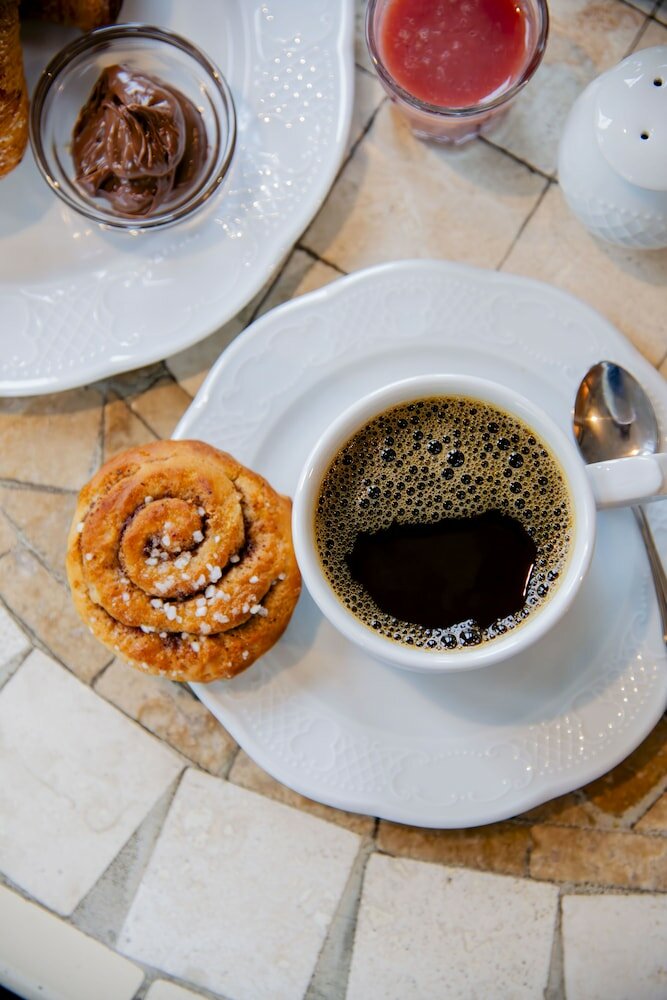 Фото Park Hotel Linköpings Fawlty Towers