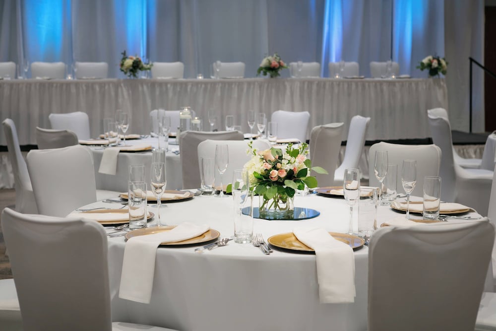 Фото West Des Moines Marriott