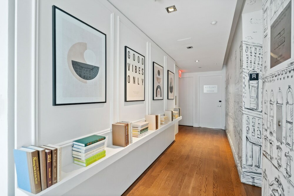 Фото The Gotham Hotel