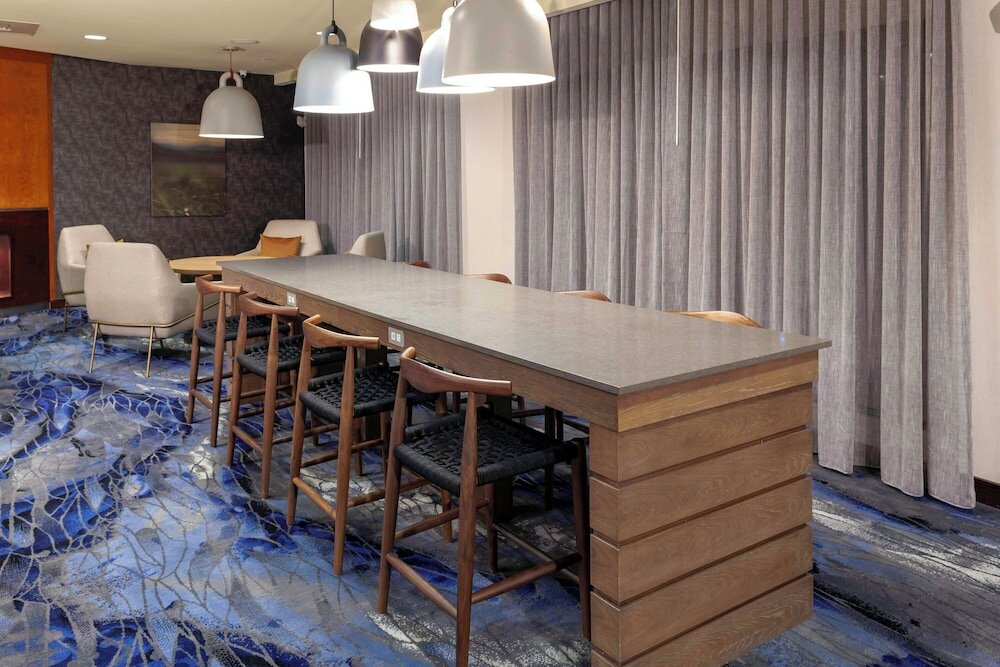 Фото Fairfield Inn & Suites by Marriott Charlotte Matthews
