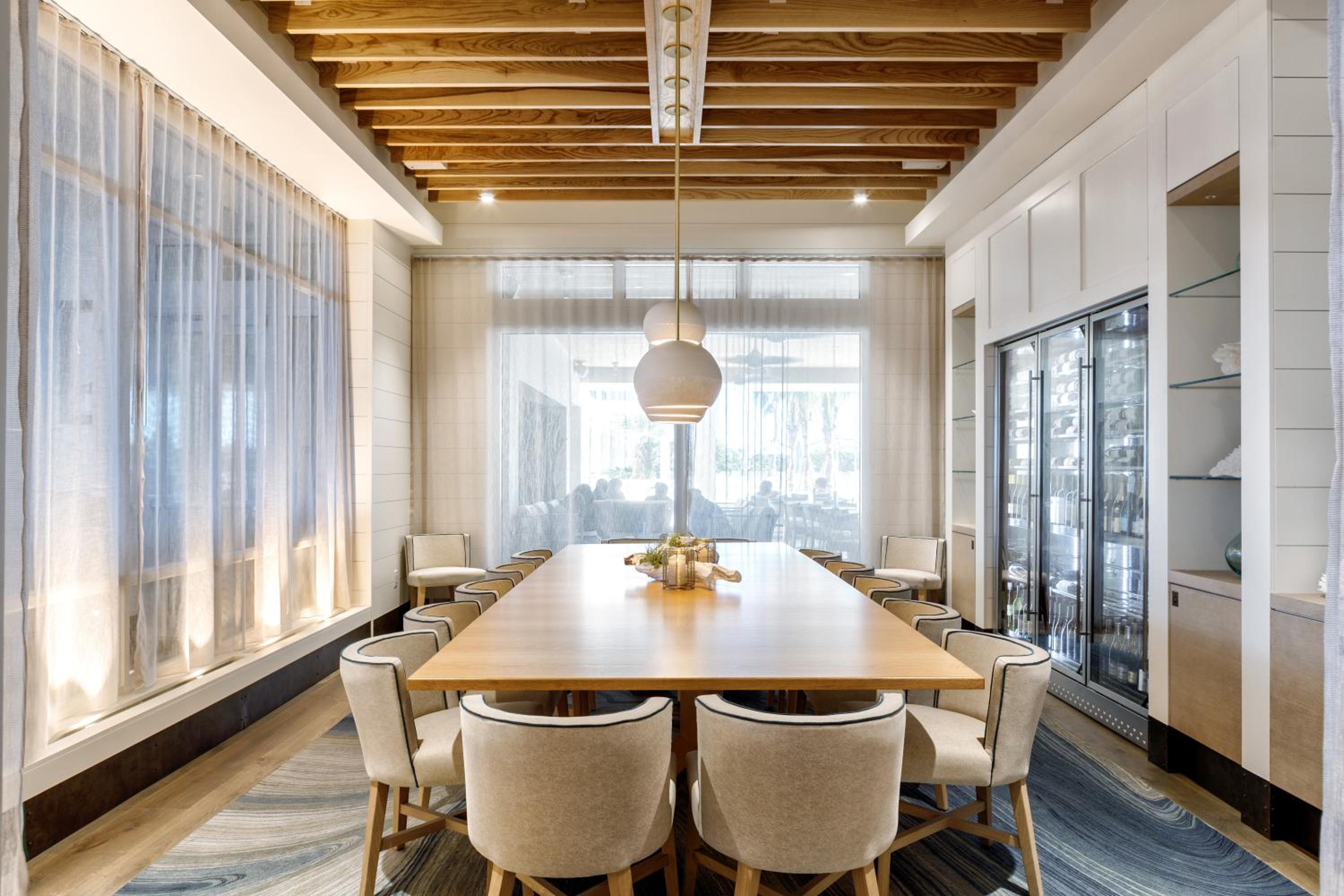 Фото Hutchinson Shores Resort & SPA