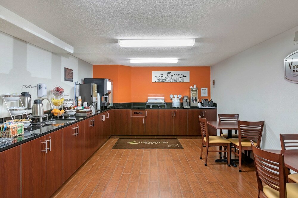 Фото Sleep Inn DeWitt - Lansing North