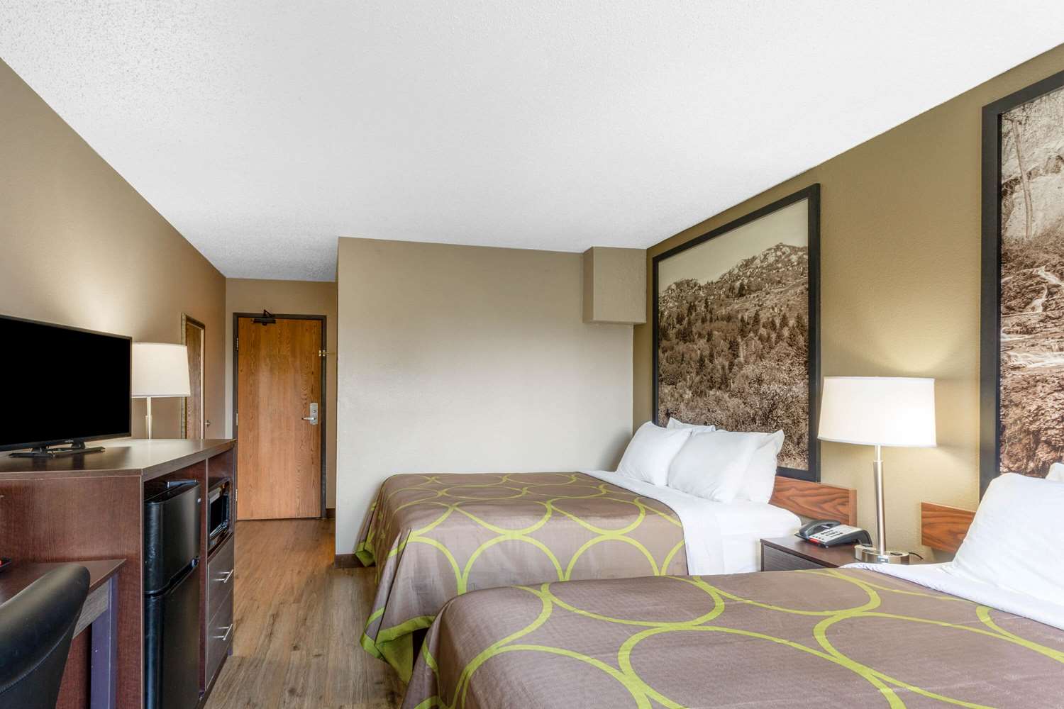 Фото Super 8 by Wyndham Abingdon Va