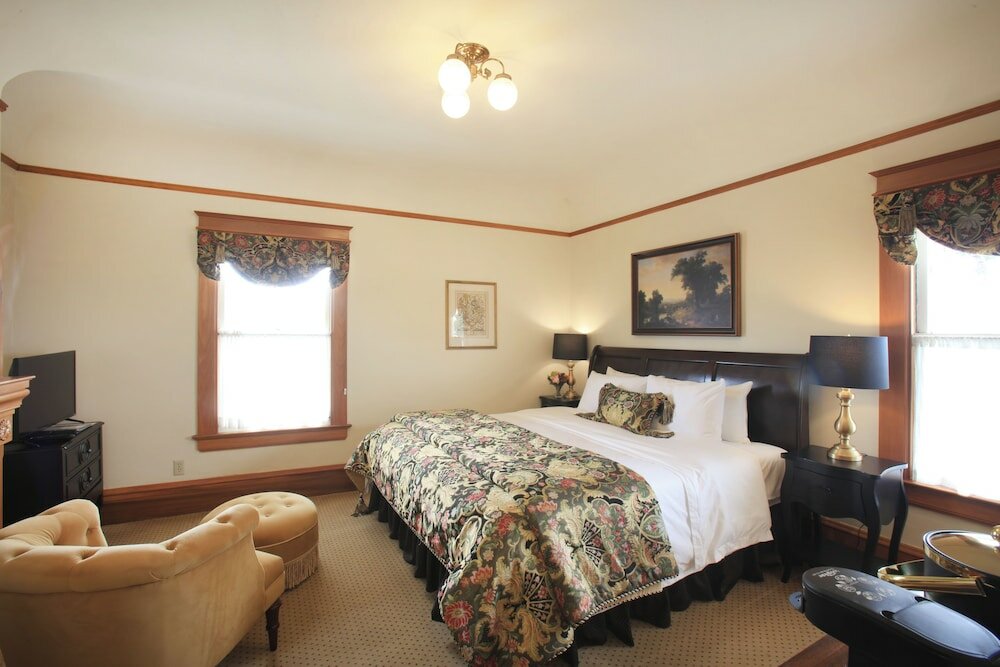 Фото Pacific Grove Inn