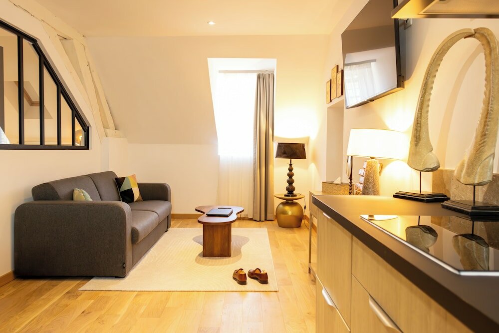 Фото Le Central Boutique Hotel