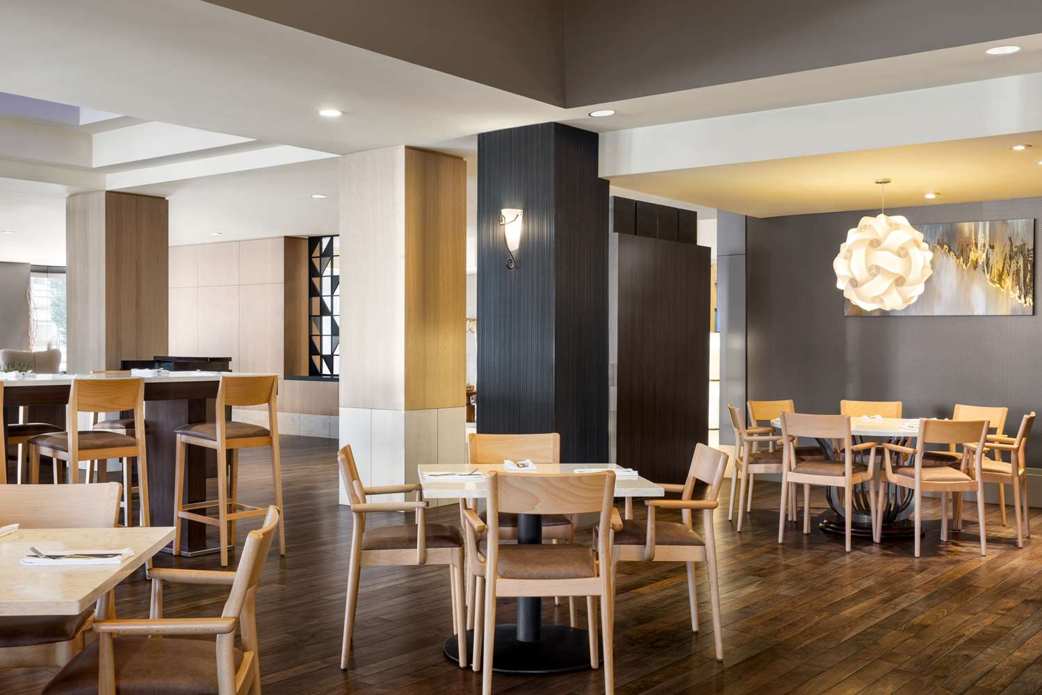 Фото Hilton Vancouver Airport