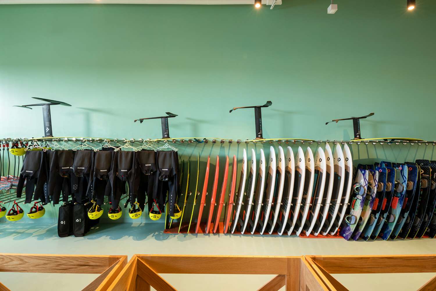 Фото Fuwairit Kite Beach Tapestry Collection by Hilton