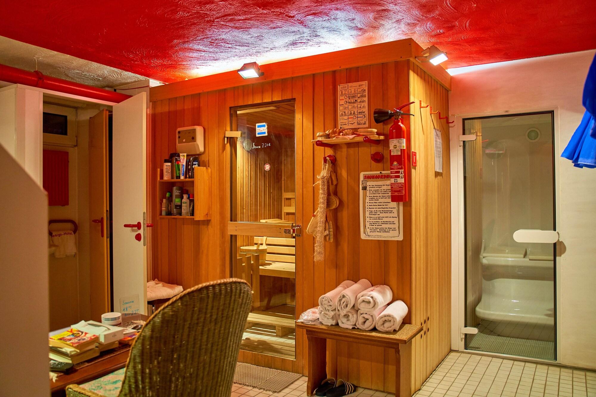 Фото Design Hotel Euskirchen