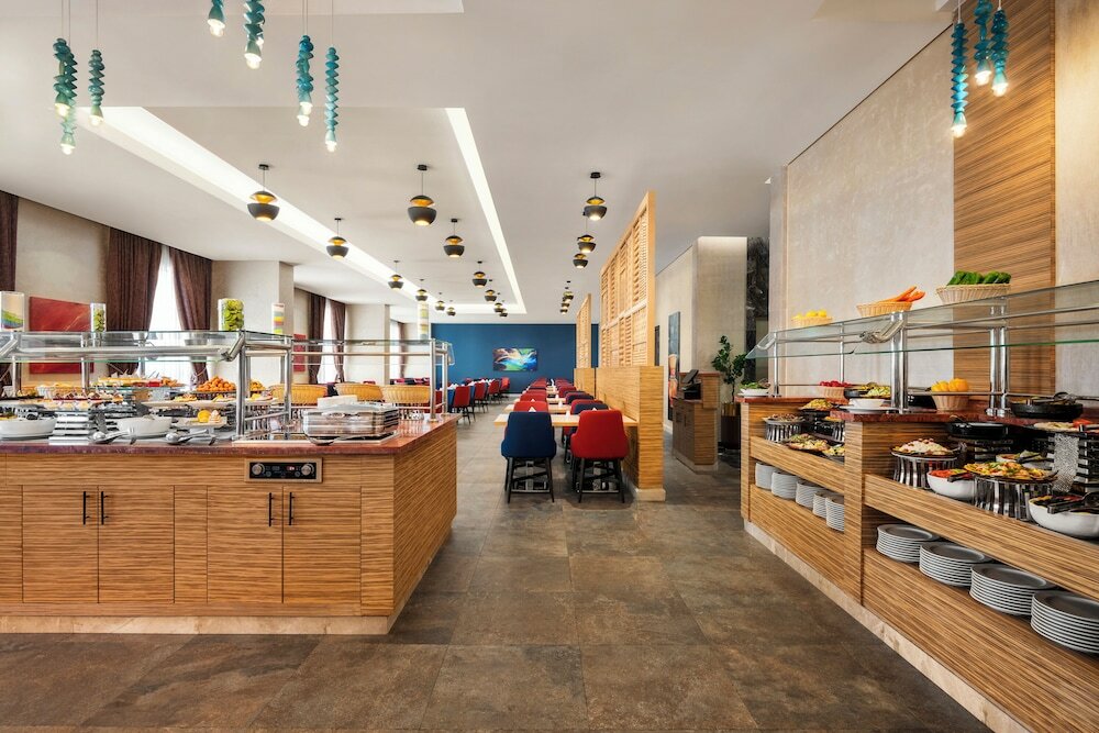 Фото Novotel Makkah Thakher City