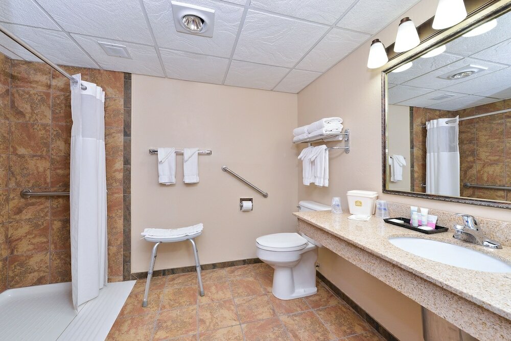 Фото Revel Hotel Minot, SureStay Collection by Best Western