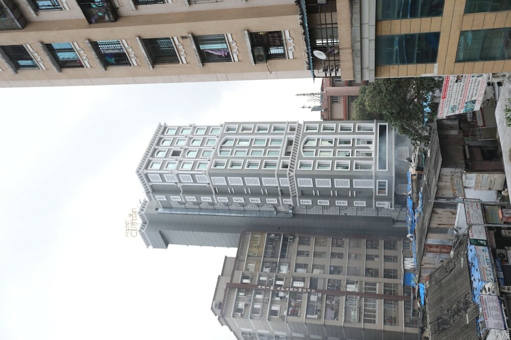 Фото Hotel Cliffton