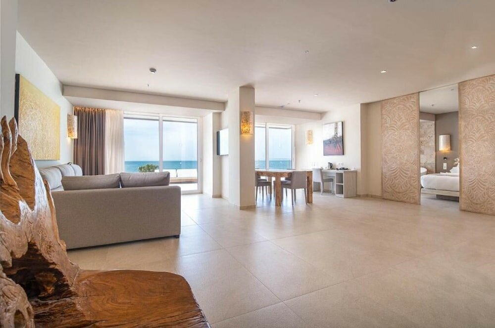 Фото Cadiz Bahia Hotel