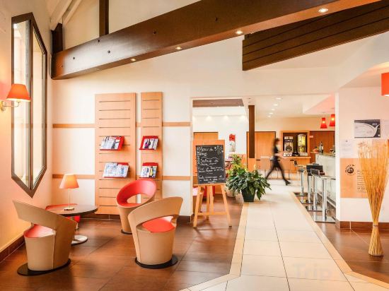 Фото Ibis Saint-Lô La Chevalerie