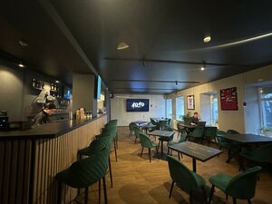 1010 (Revolyutsionnaya Street, 6), bar, pub