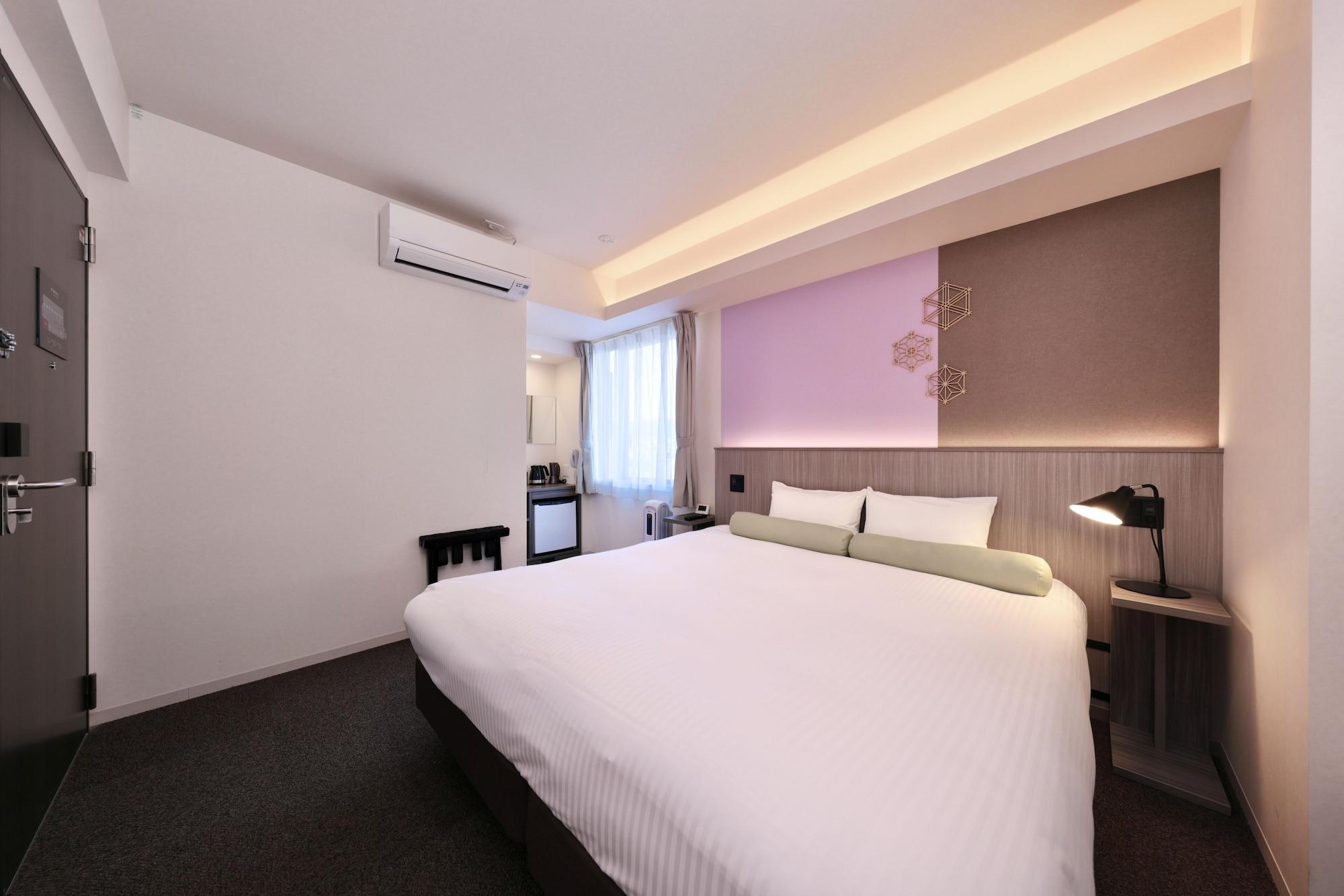 Фото Kyoto Crystal Hotel III