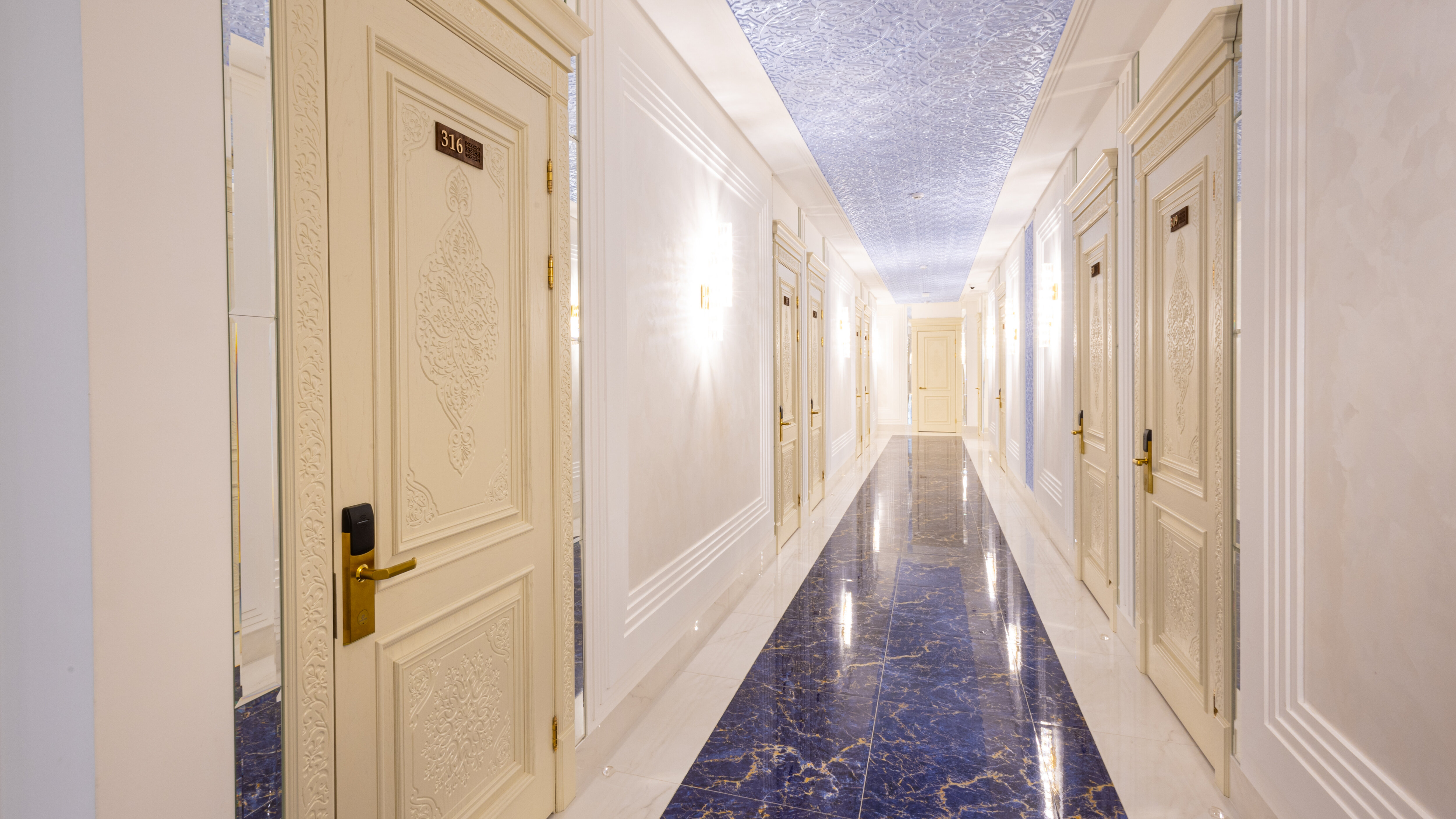 Фото Skyline Plaza