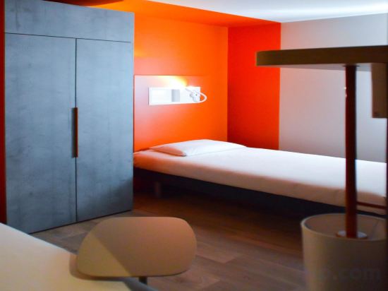 Фото Ibis budget Hyères Centre Ville