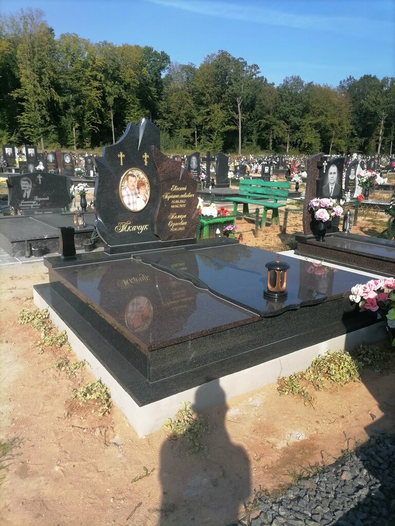Production of tombstones Memory in Stone, Grodno, photo