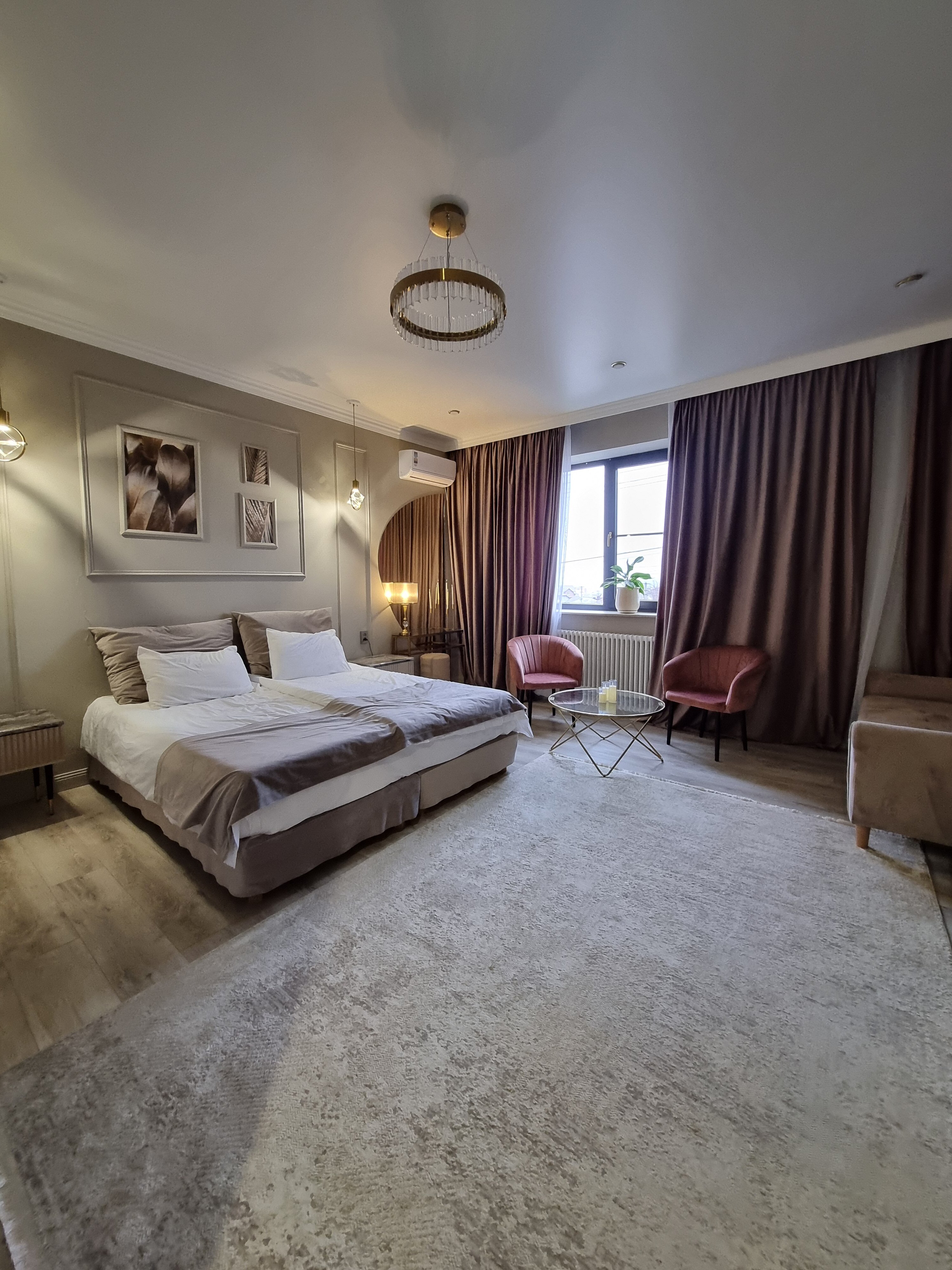 Фото У подножия