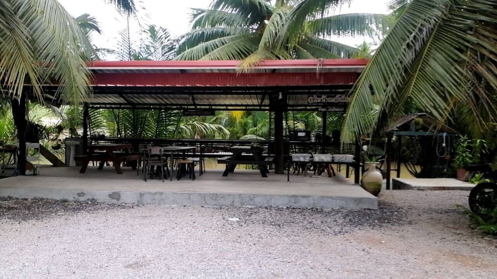 Фото Rim Nam Lomyen Resort