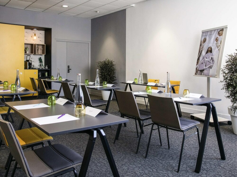 Фото Отель Mercure Hyeres Centre