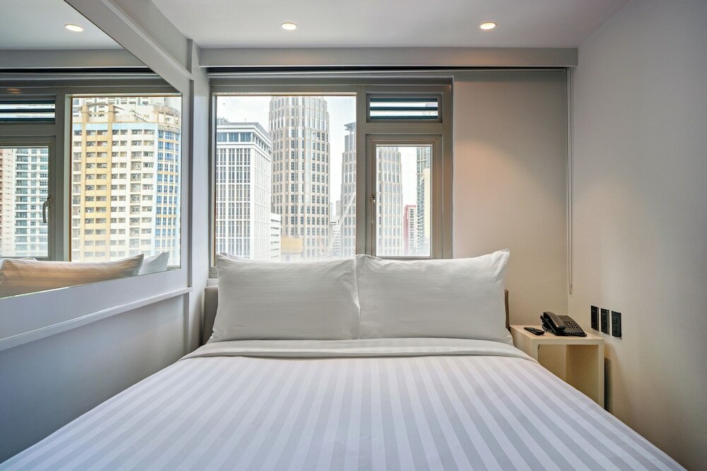 Фото The Mini Suites Eton Tower Makati