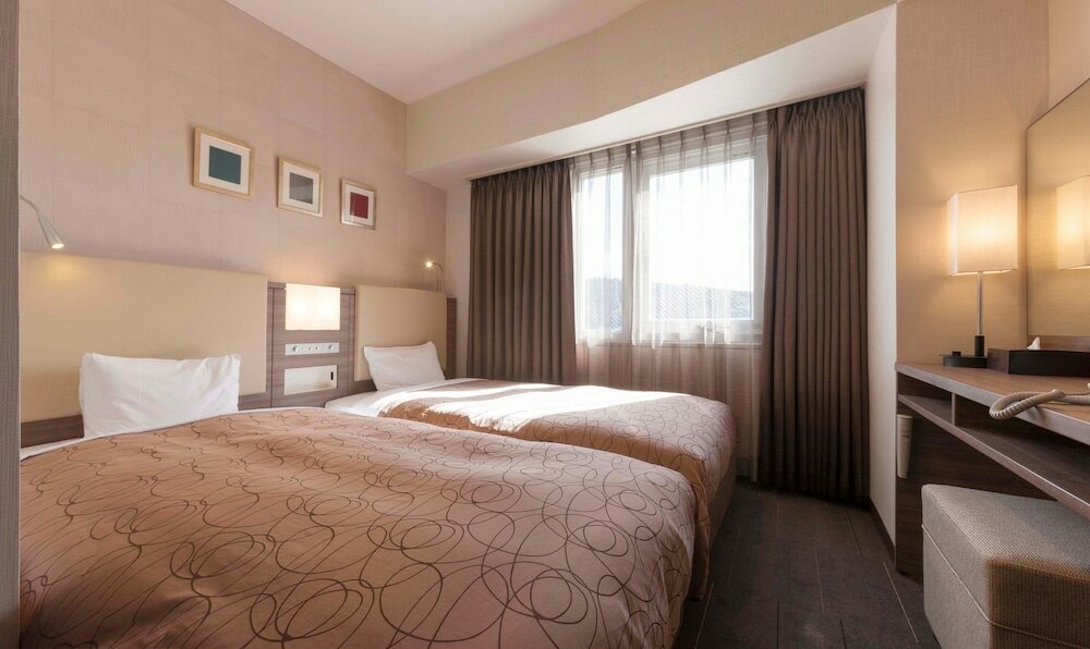 Фото Onomichi Royal Hotel