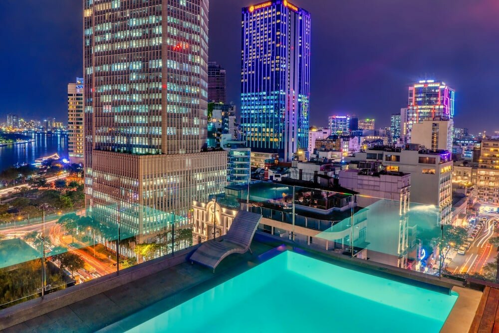 Фото Sky Gem Central Hotel