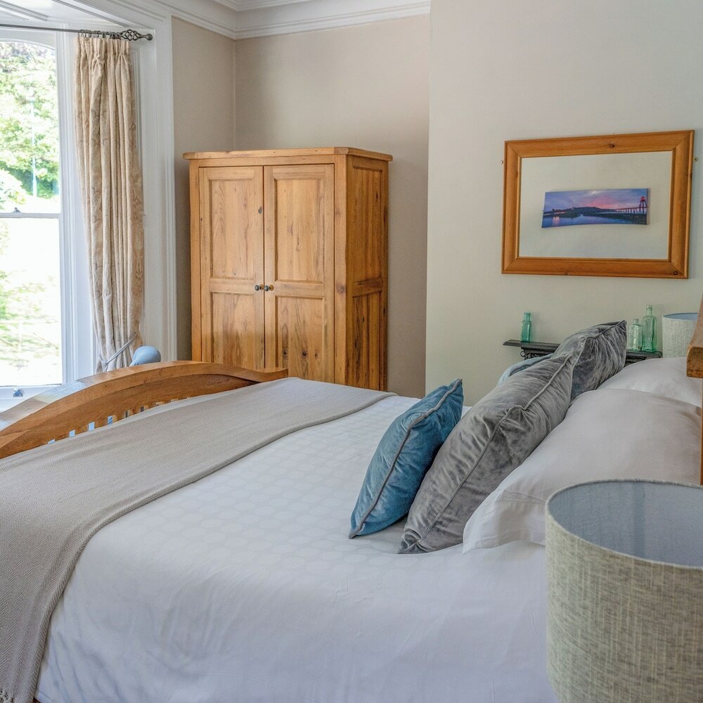 Фото Broomfield House