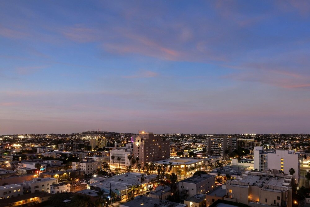Фото The Westin Long Beach