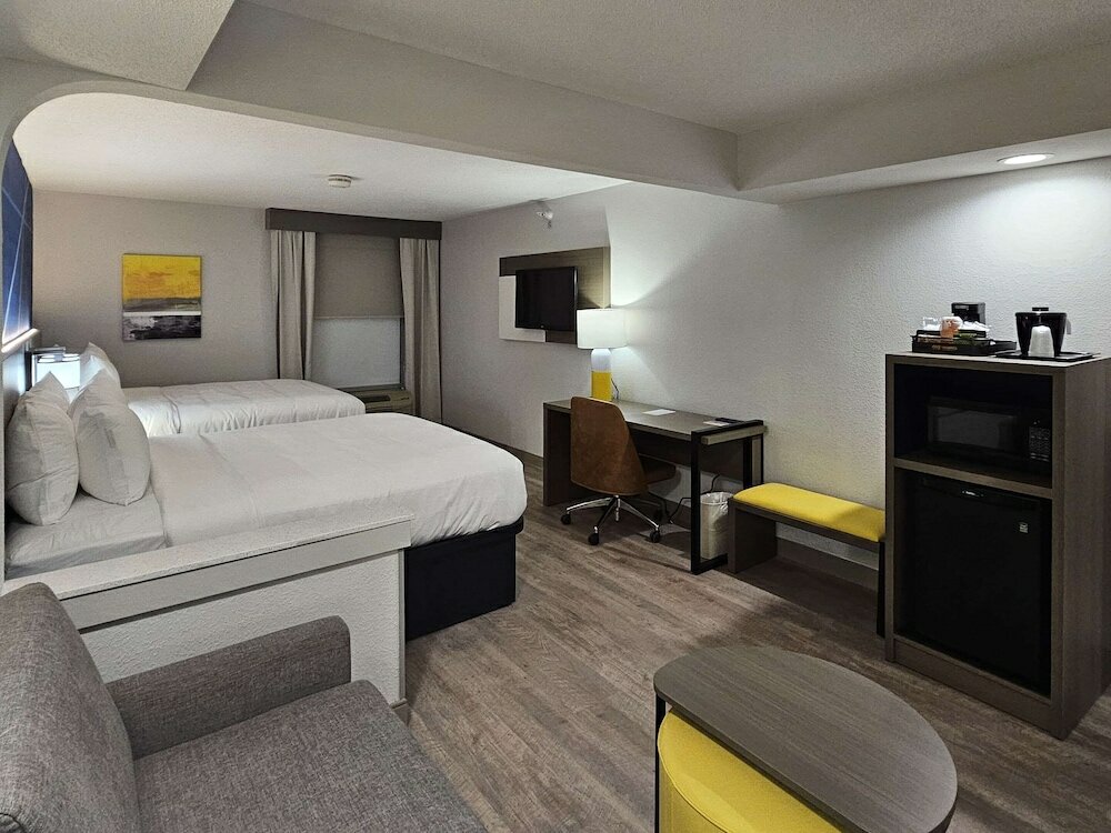 Фото Hotel Avyan