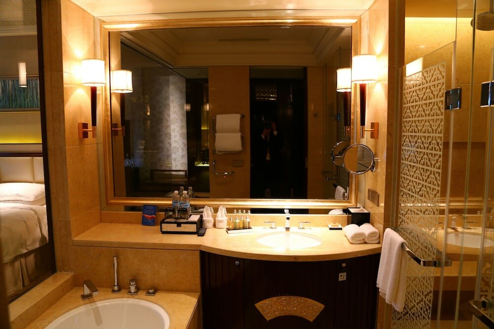 Фото Dongjiao State Guest Hotel