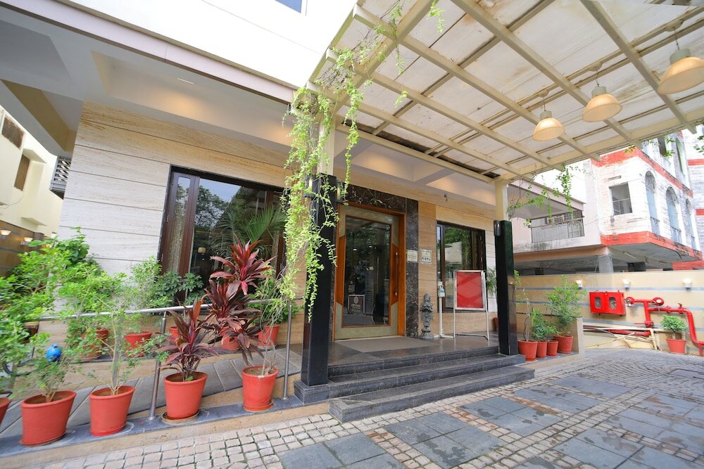 Фото Amantra Comfort Hotel