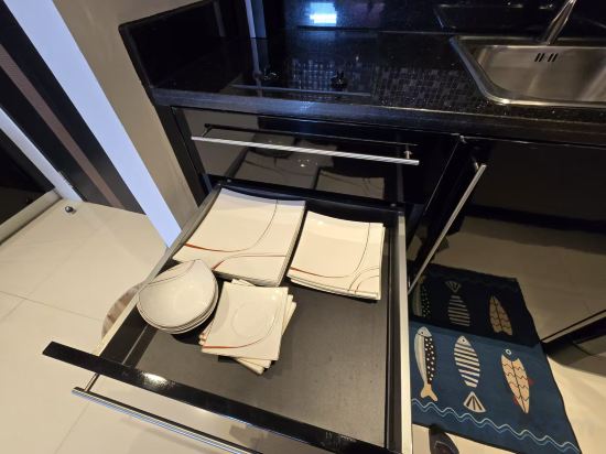 Фото Absolute Bangla Suites